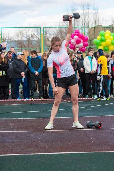 girls compete in fitness crossfit, orenburg, russia