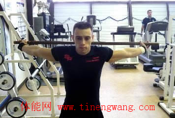 全身各个肌肉的拉伸方法(上)-第5张图片-体能网 全身各个肌肉的拉伸方法(上)-第5张图片-体能网