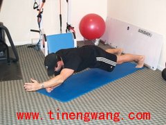 不要再做仰卧起坐及卷腹了！-第5张图片-体能网