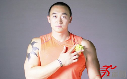 一个神奇的网球轻松放松你全身的肌肉-第16张图片-体能网