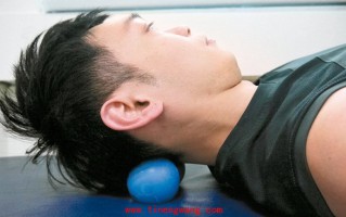 滚筒放松肌肉去除酸痛改善循环 滚筒放松肌肉去除酸痛改善循环